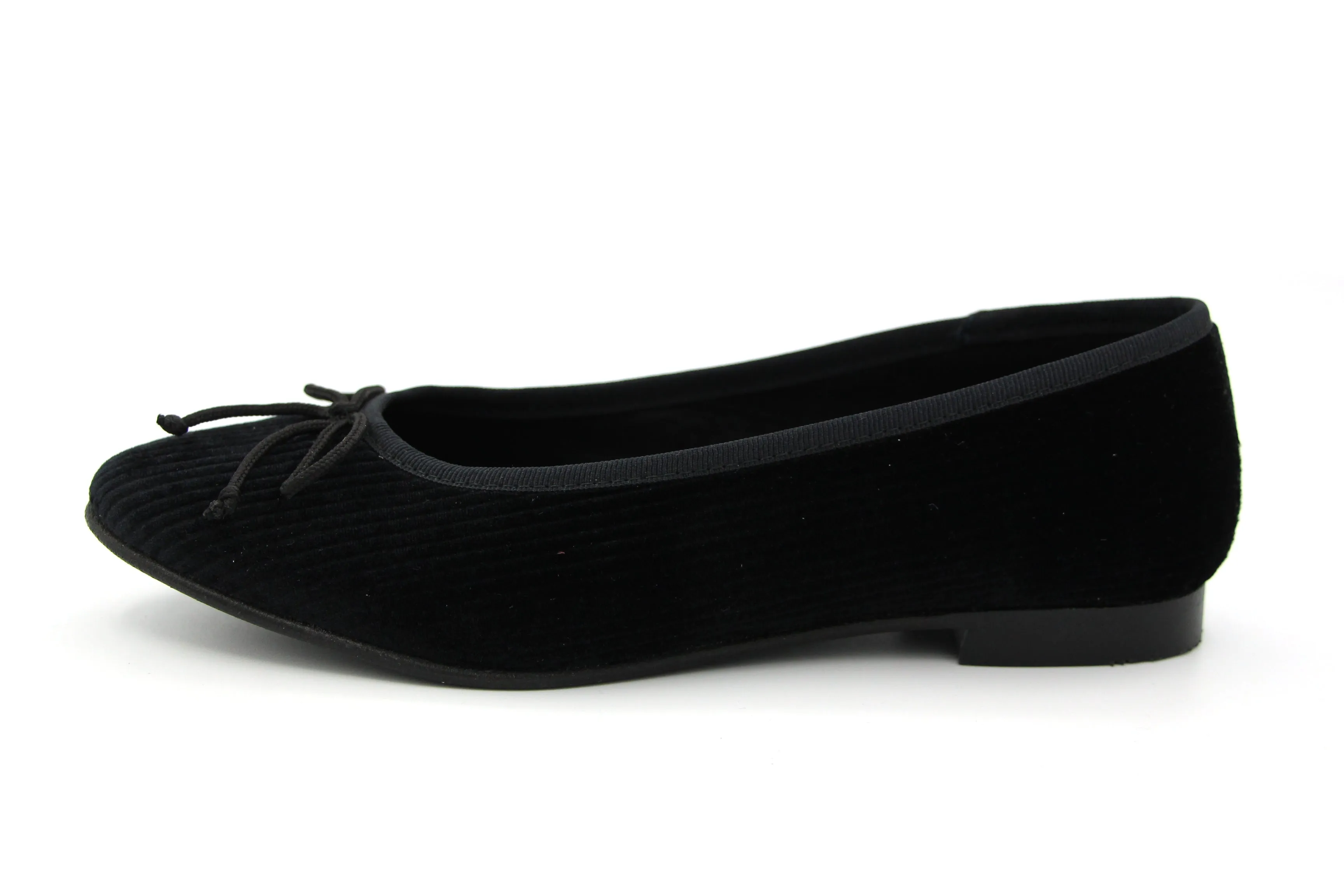 Andanines  Black Ribbed Velvet Ballet Flat 1G-6