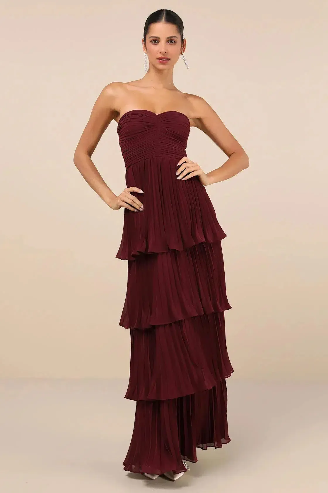 Arcelia – Off-shoulder pleated design – Maxi dress