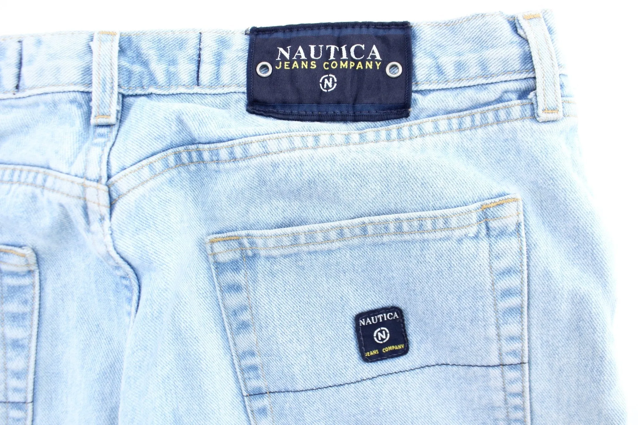 Nautica Jeans Light Wash Denim Jeans