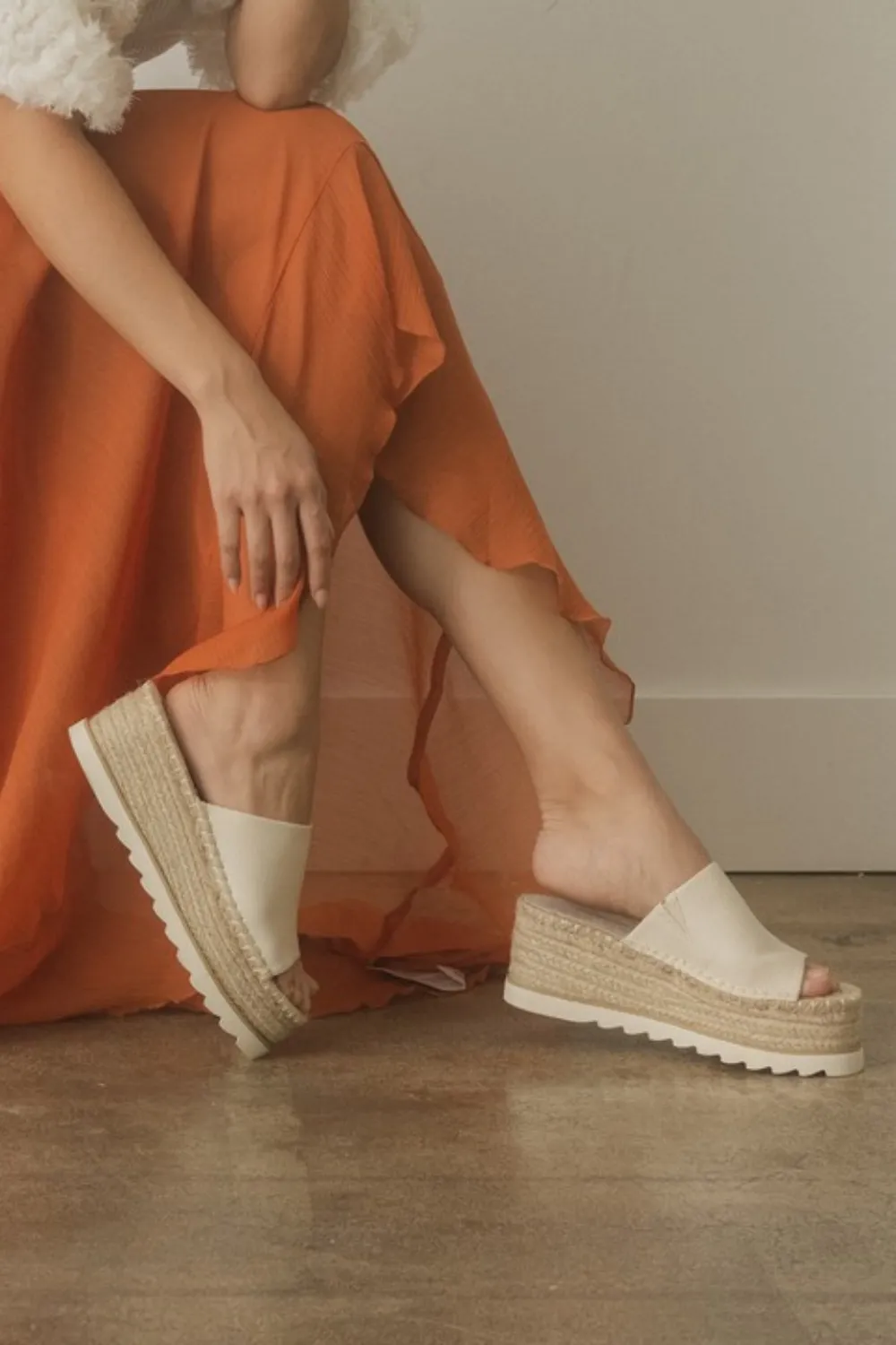 Oasis Society Ivy | Espadrille Platform Slide