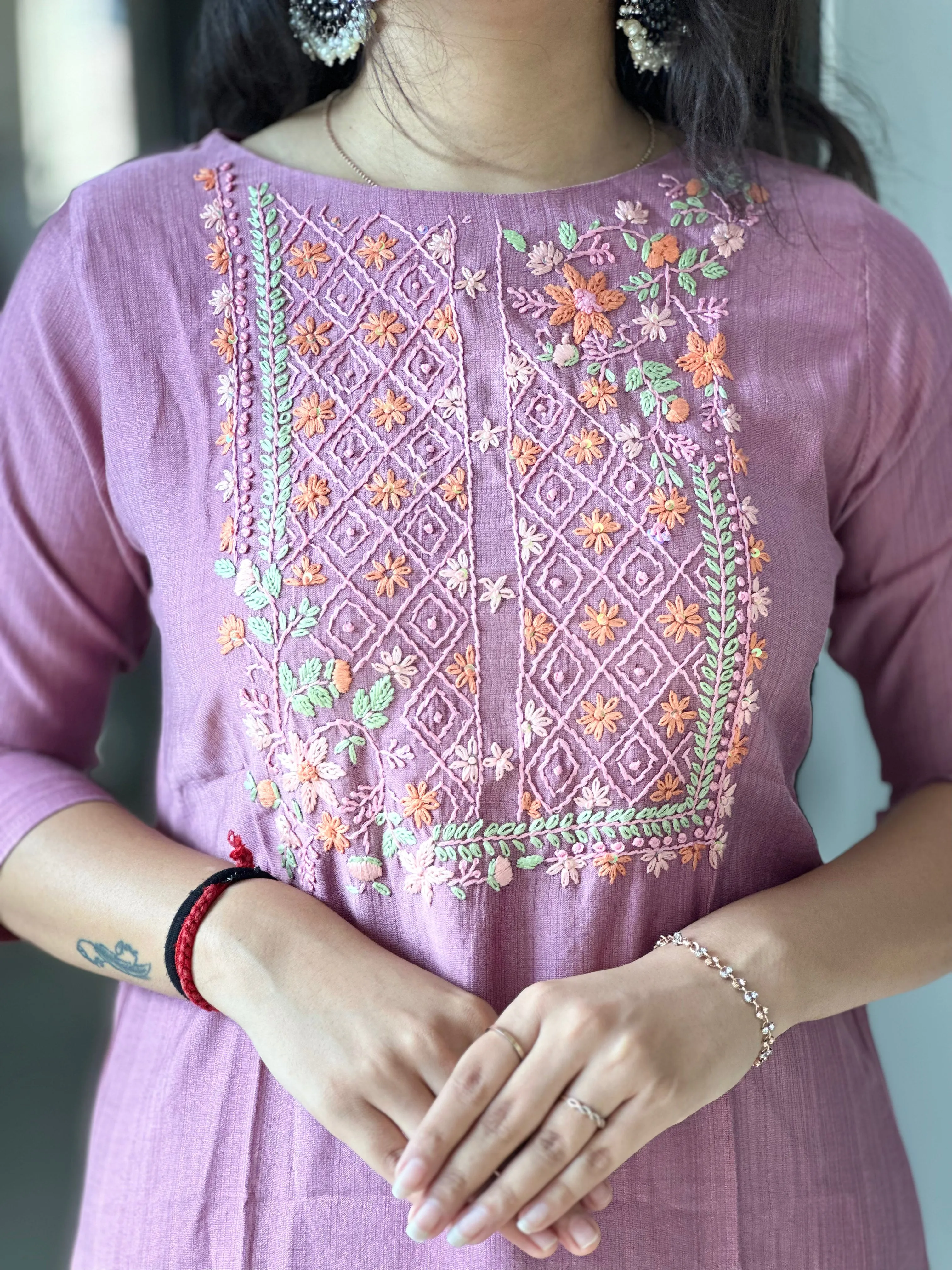 ONION THREAD WORK KURTI