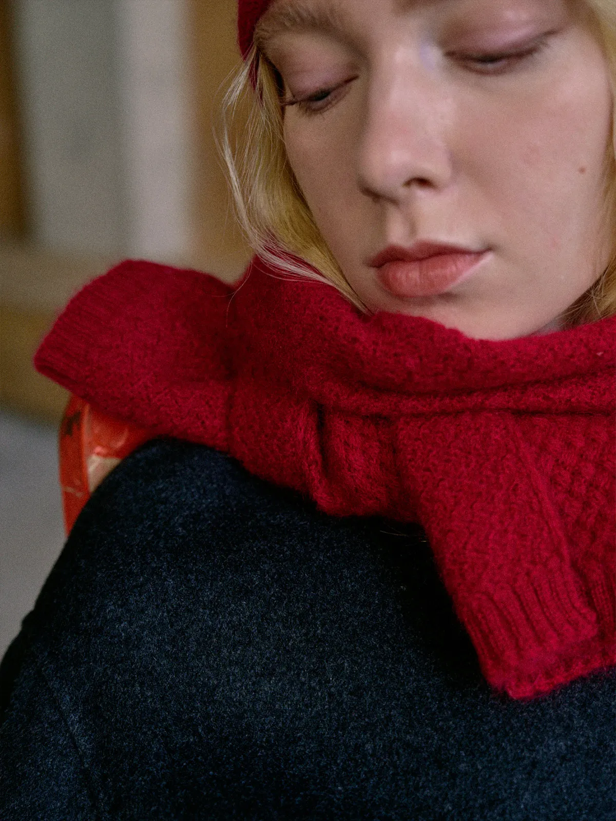 "Warmth Whisper" Waffle Knit Cashmere Scarf - Red