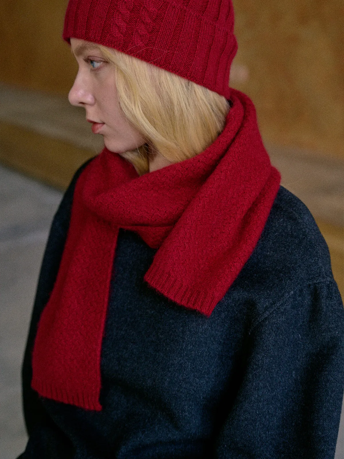 "Warmth Whisper" Waffle Knit Cashmere Scarf - Red