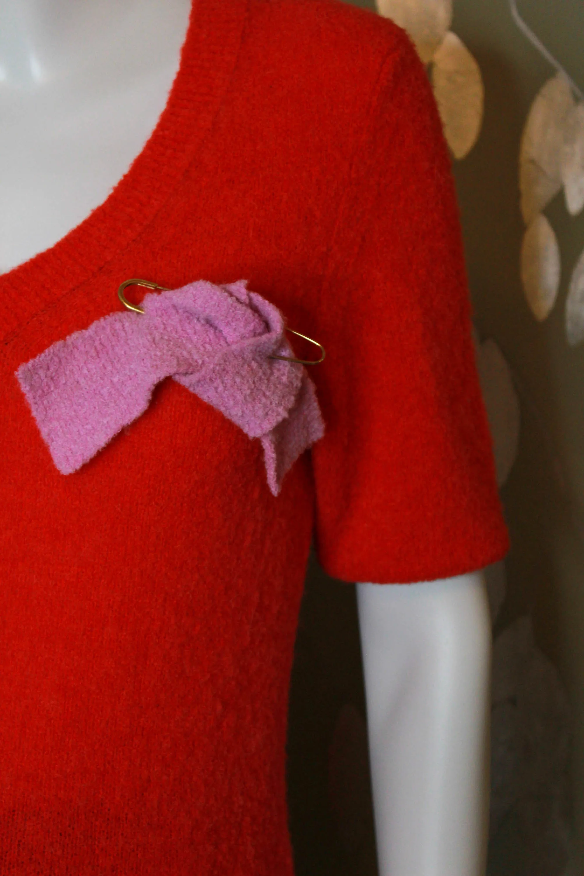 Roksanda Red Wool Knit Sweater Top with Pink Bow, Medium