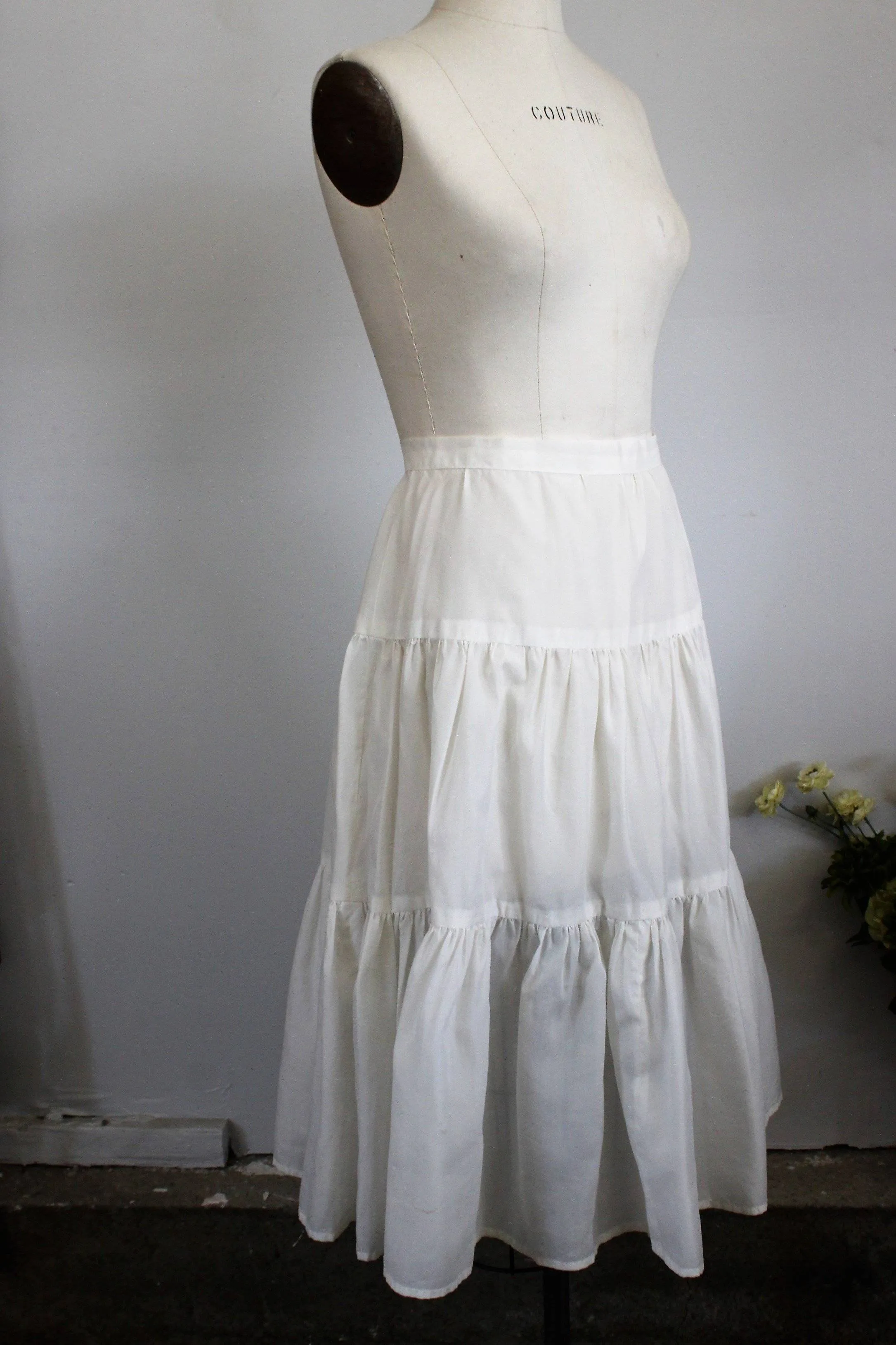 Vintage 1940s Ivory Crinoline, Petticoat