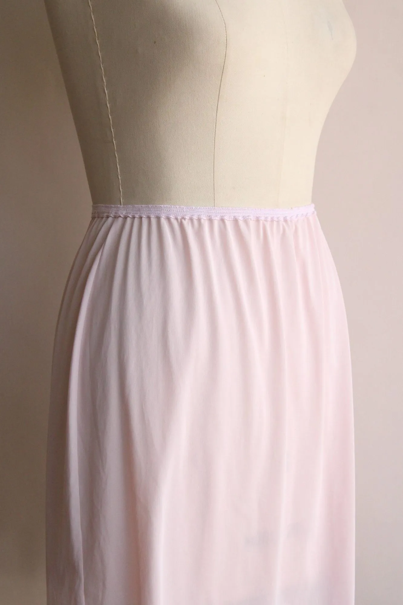 Vintage 1960s Mistee Pink Nylon Half Slip